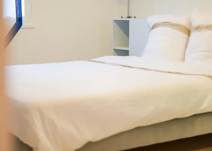 Proche De La De Tanchet, Quartier Des Presidents - 6 Personnes * Les Sables-dʼOlonne