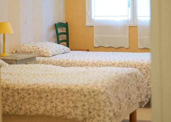 Proche De La De Tanchet, Quartier Des Presidents - 6 Personnes * Les Sables-dʼOlonne